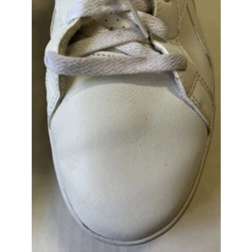 Reebok Classic White Running Sneakers with Red Floral Design Shoe Size 10